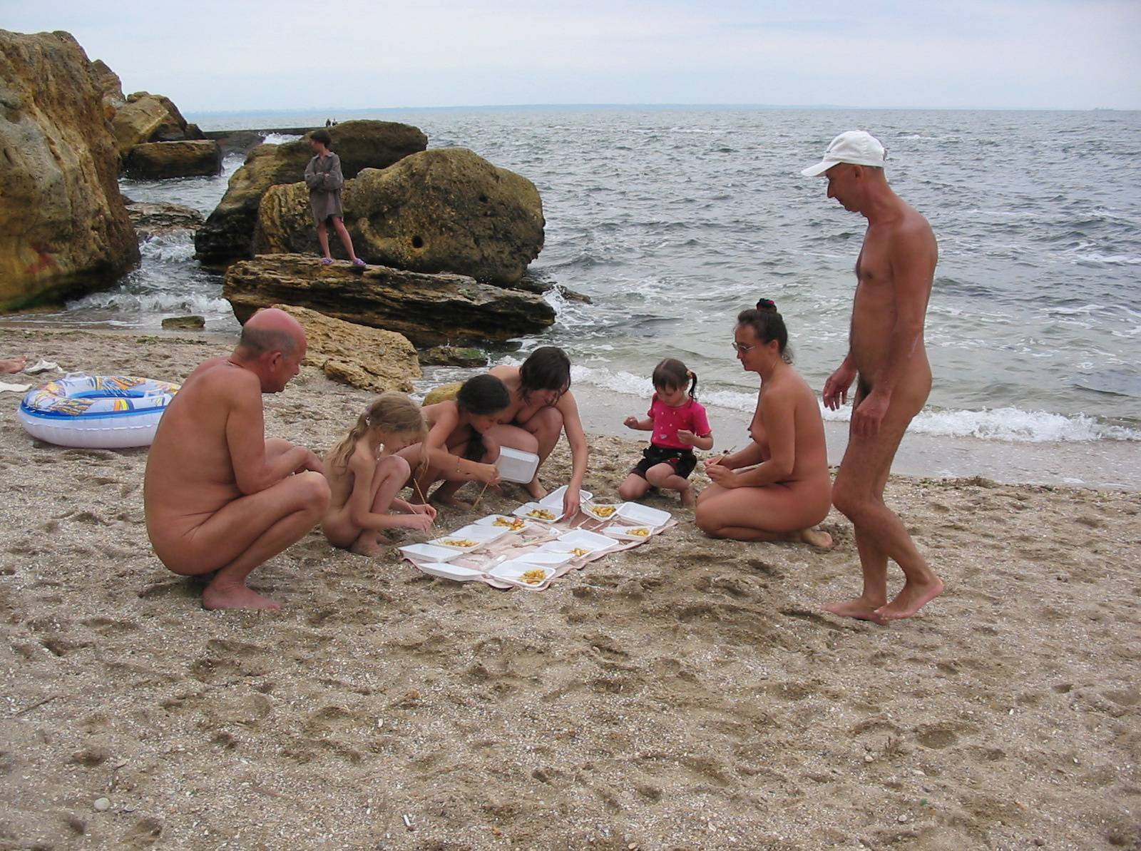 Nudist Pictures Beachfront Chinese Dining - 2