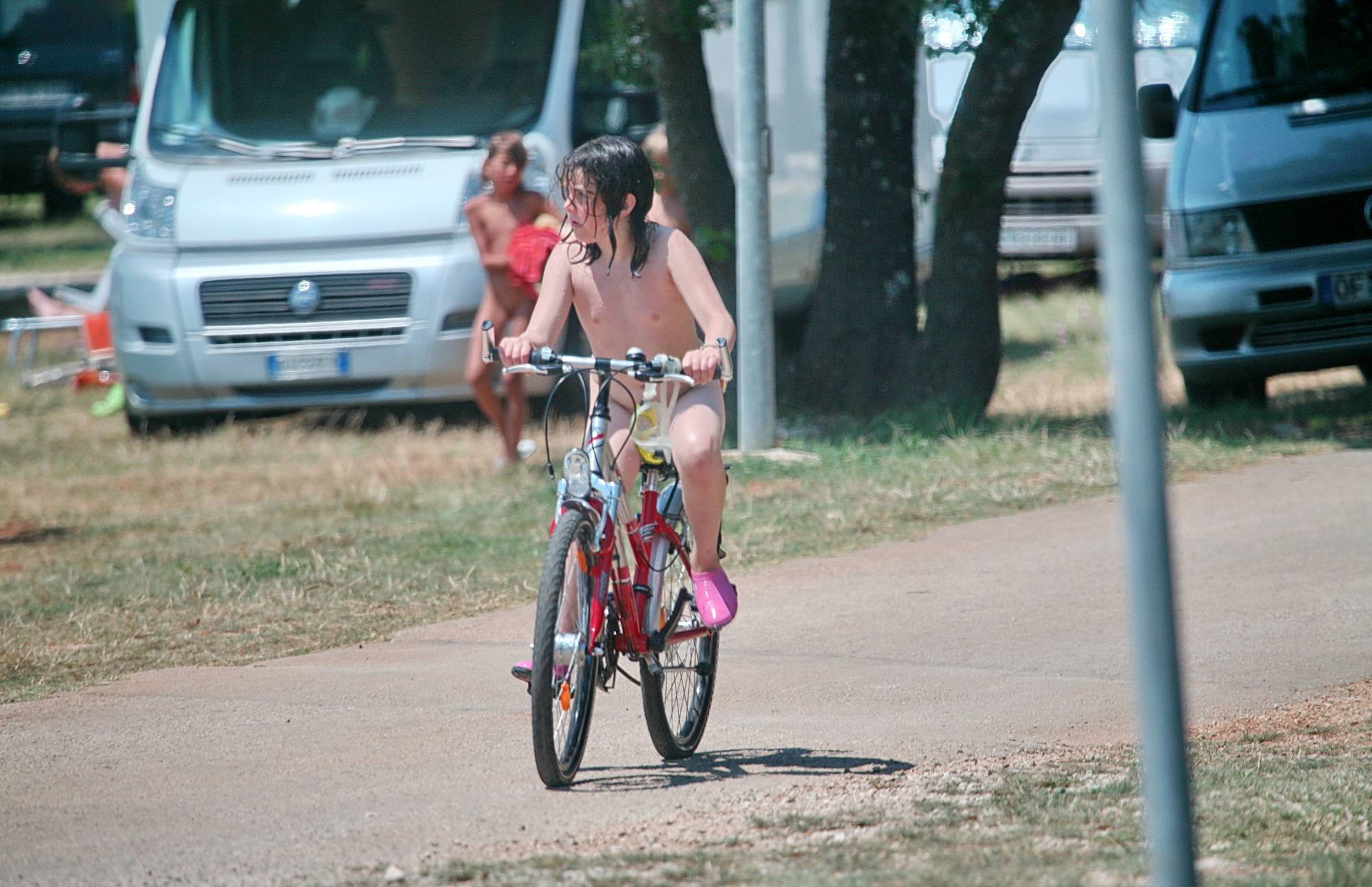 Nudist Pictures Outside Bike Profile Gall - 2