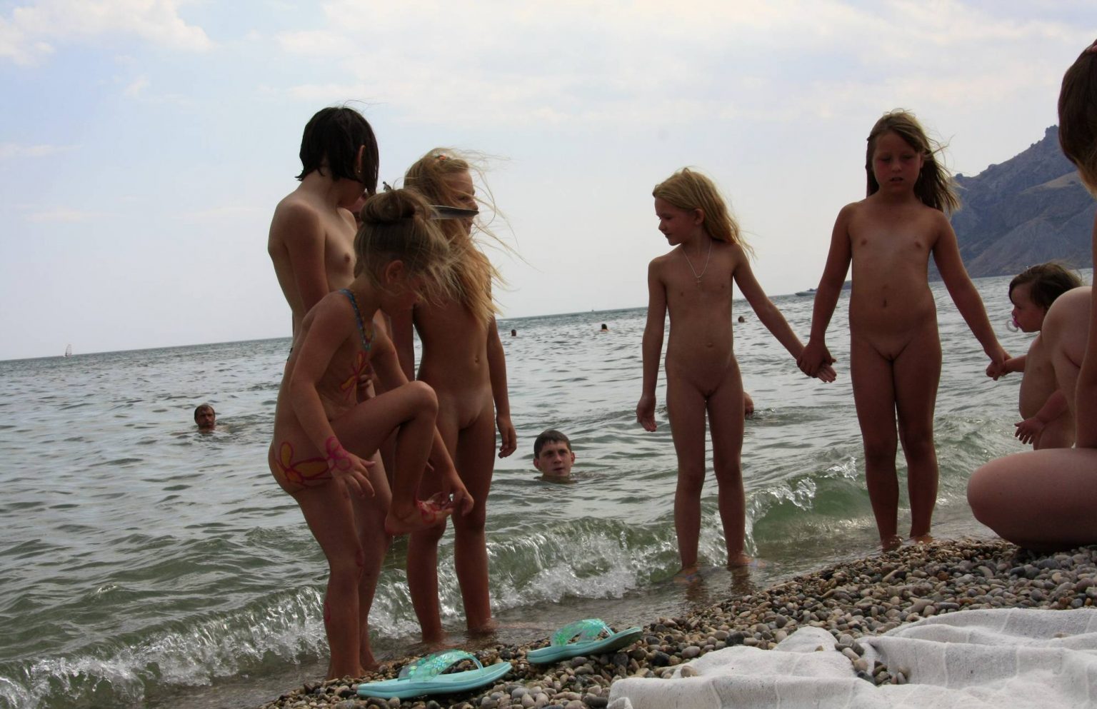 Ukrainian Water Splashing Nudist Pictures Mb Nudist Base Xyz